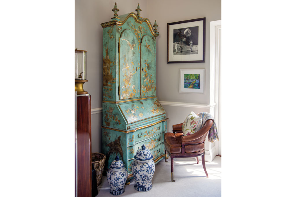 At Home In English Country Side Designers and Their Dogs