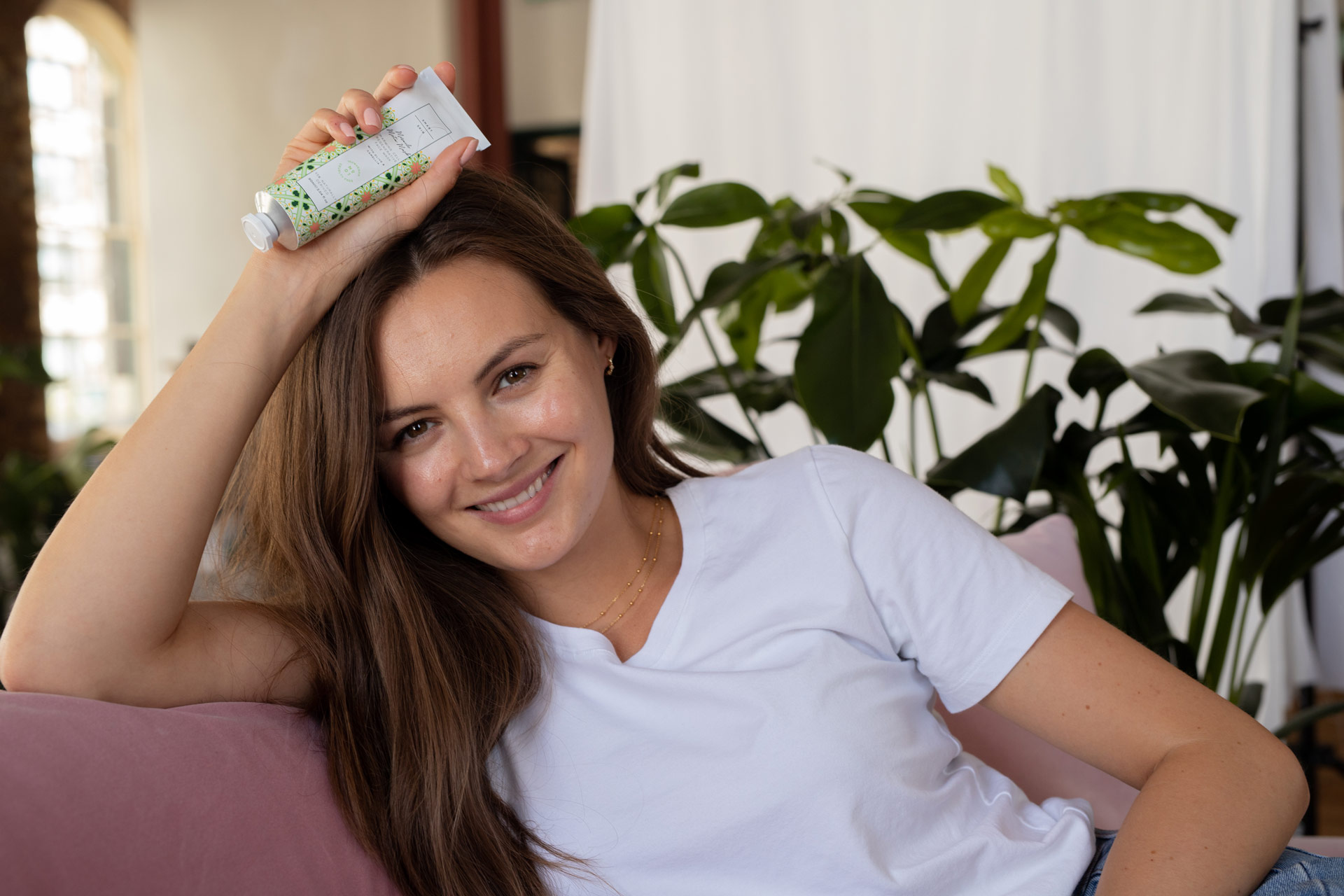 Niomi Smart on Skincare & Sustainability