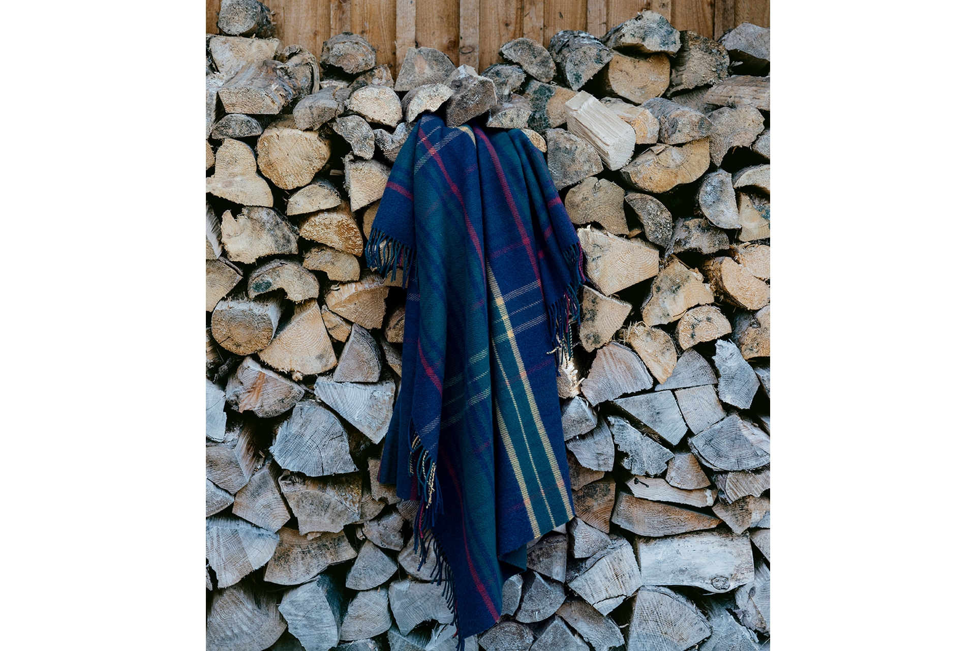 Johnstons of Elgin Burns blanket