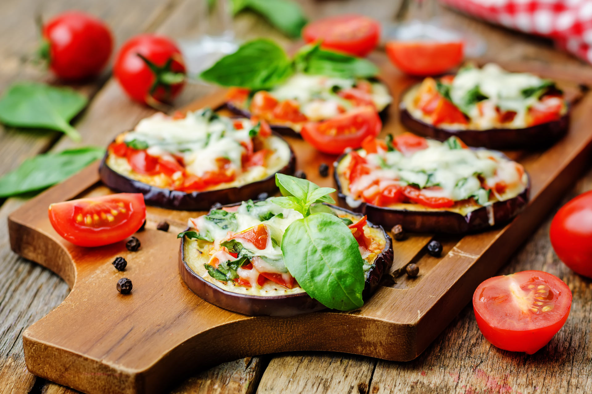 Aubergines with tomatoes