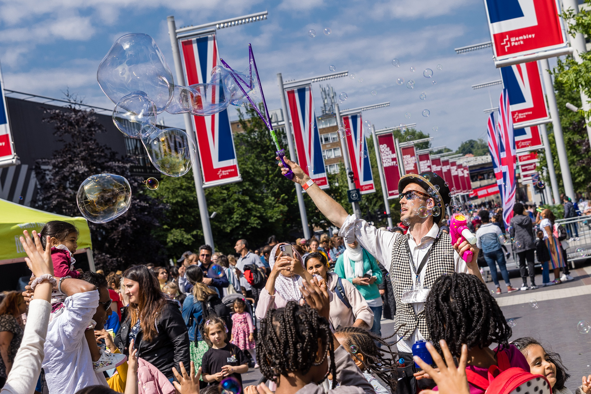 Thousands attend Wembley Park’s Jubilee Dance Party to mark HM The Queen’s Platinum Jubilee, showcasing the spirit of modern, multicultural Britain. Pictured - Children enjoying the Bubble Show