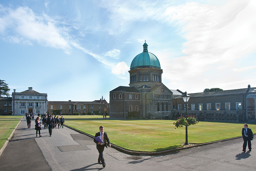 The Pros and Cons of Setting in Schools