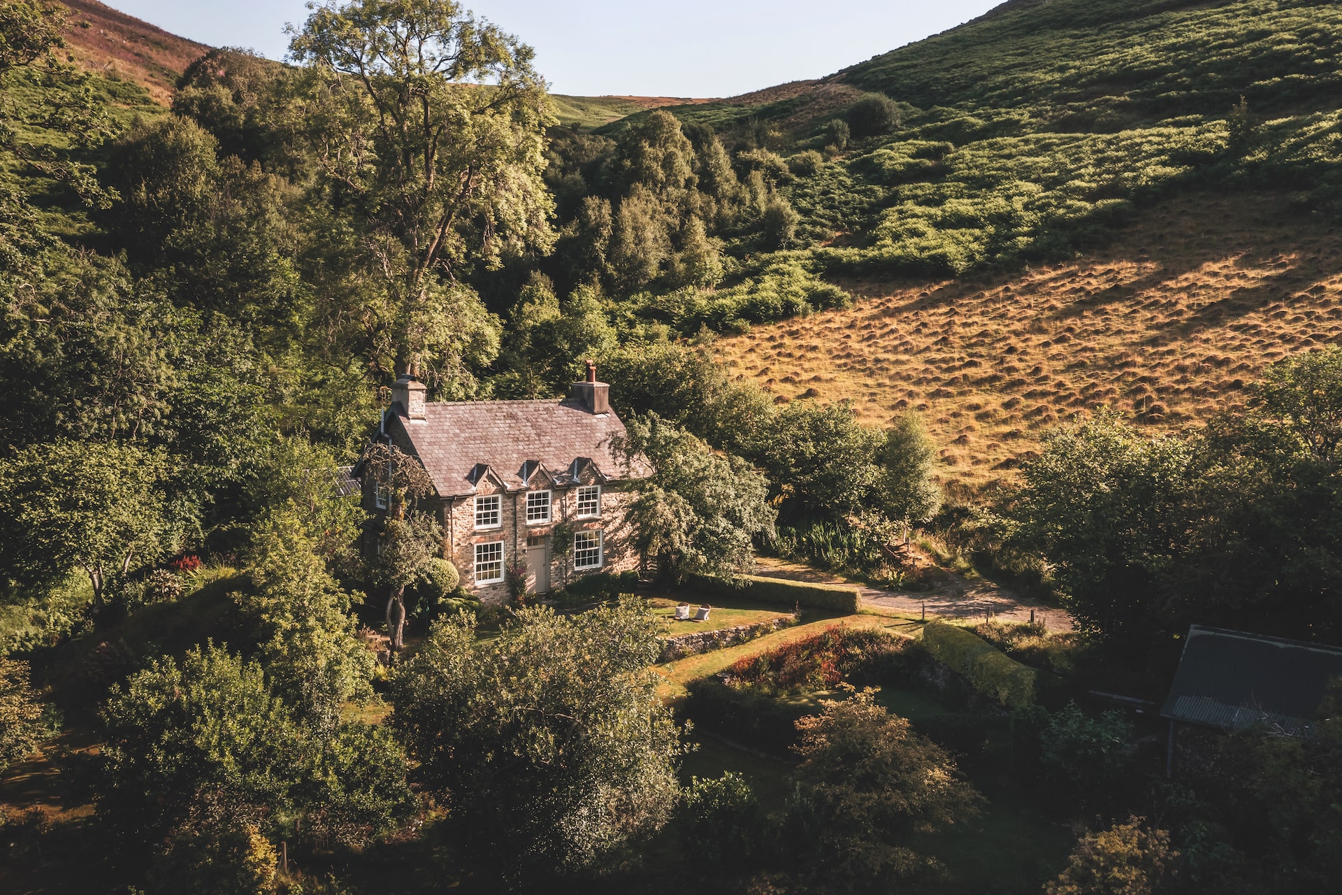 Tincture cottage in Wales