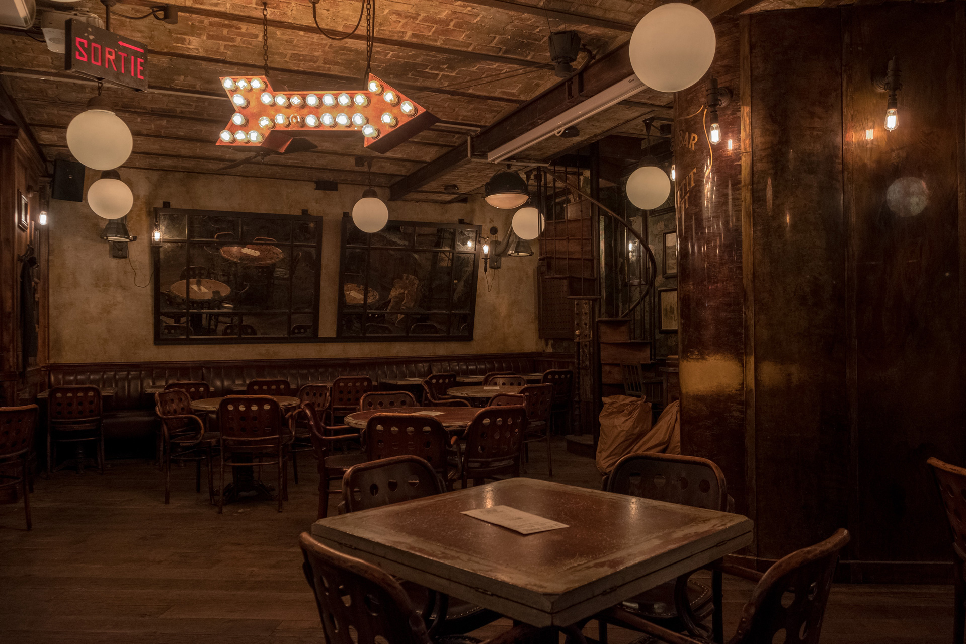 7 of London's Most Haunted Pubs