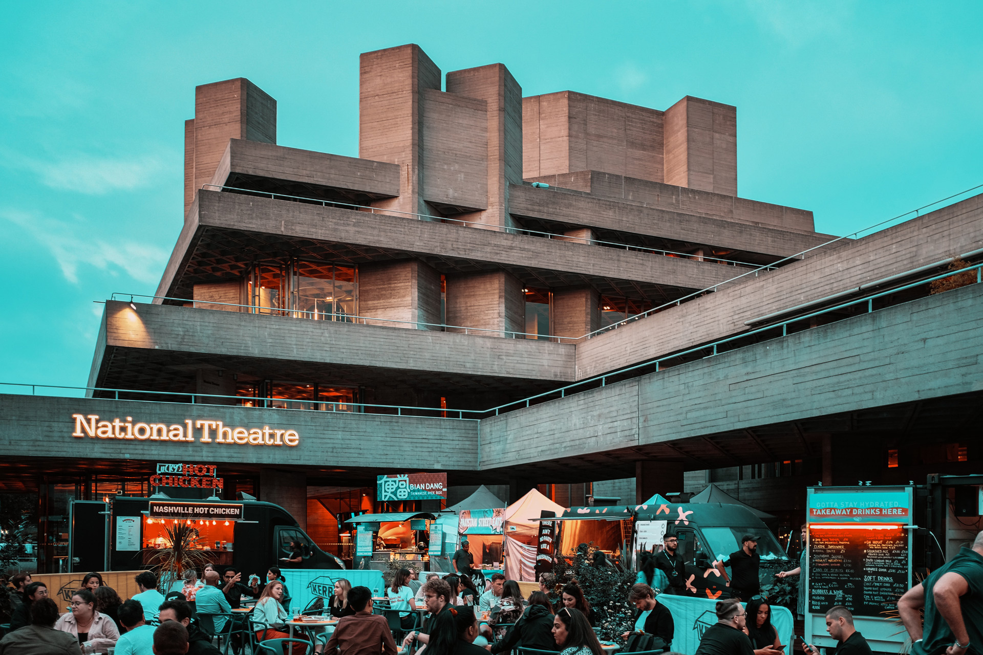 Here’s How To Get Free National Theatre Tickets